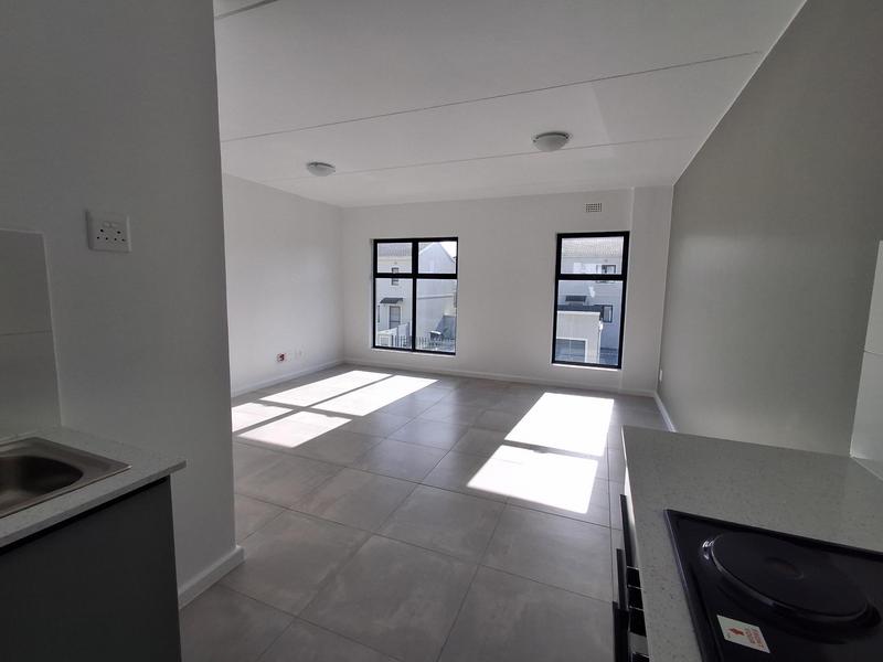 To Let 2 Bedroom Property for Rent in Parklands East Western Cape